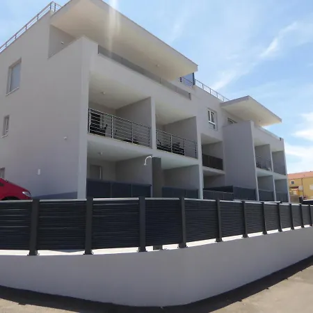 Apartment Wioletta Ciovo Okrug Gornji