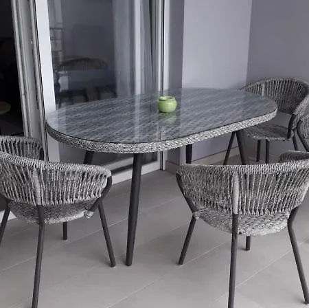 Wioletta Ciovo Okrug Gornji Apartment *