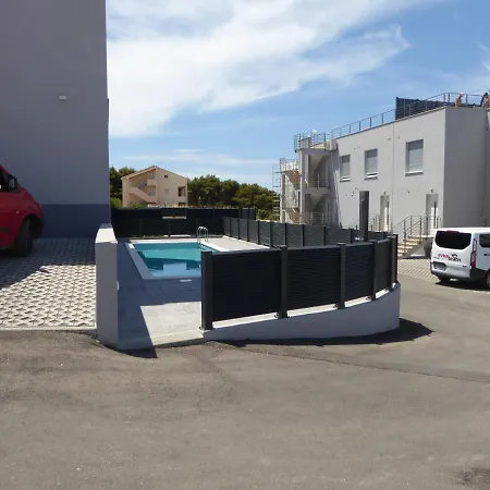 Wioletta Ciovo Okrug Gornji Apartman *